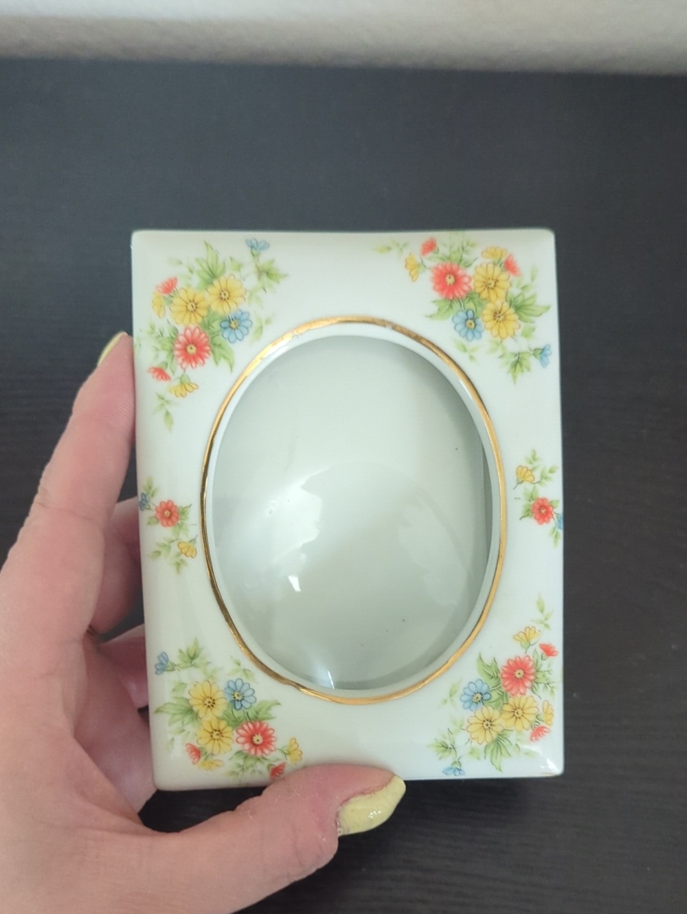 Lefton Porcelain Floral Picture Frame with Gold Trim - White, Yellow, Red, Blue